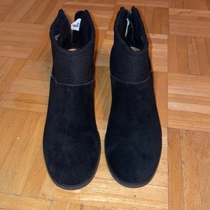 Toms Black Booties